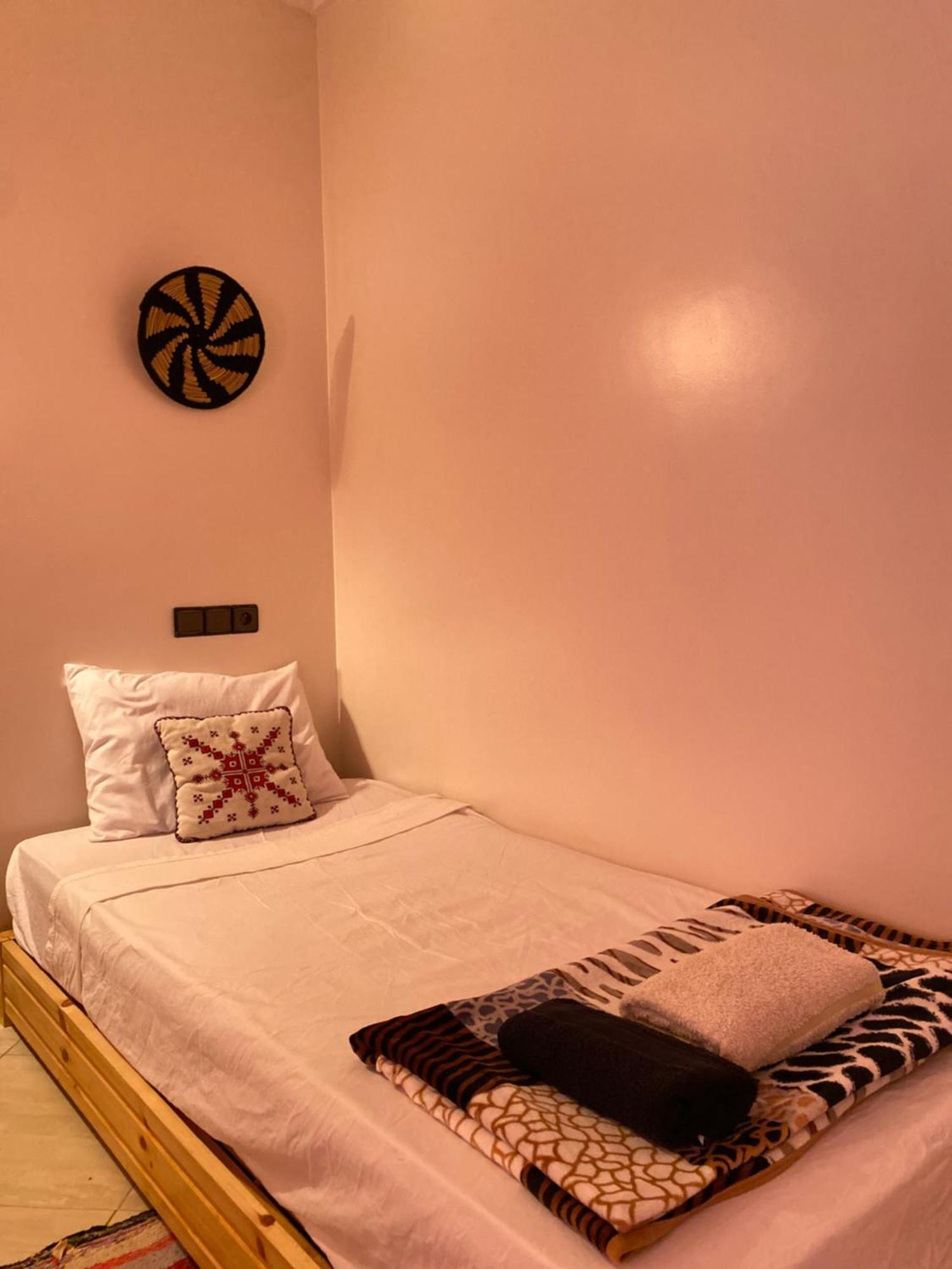 Chill Surfer Hostel Tamraght Экстерьер фото
